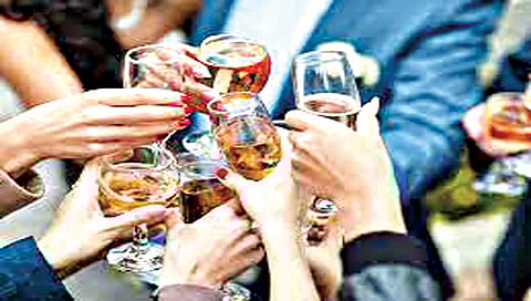 नाशिक : हॉटेल, दुकाने सुरु राहण्याबाबत होणार कारवाई; पोलिस आयुक्तालयाकडून रात्री दहाच्या वेळेत बदल