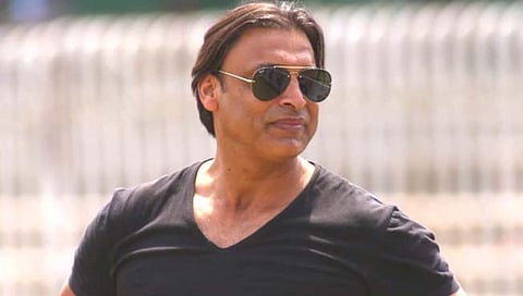 इंग्रजी येत नसल्याने बाबर ब्रँड बनला नाही : शोएब अख्तर