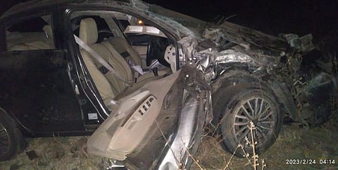 भिगवणजवळ कारचा भीषण अपघात, तीघांचा जागीच मृत्यू; मृतात आई, मुलाचा समावेश