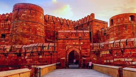 Shivjayanti 2023 : आग्रा किल्ल्यातील ‘दिवाण-ए-आम’ मध्ये राज्य शासन साजरी करणार शिवजयंती