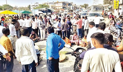 करंजी : ग्रामपंचायत-भाजी विक्रेत्यांत खडाजंगी