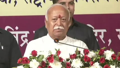 Mohan Bhagwat : देवापुढे कोणतीही जात- पात नाही, सर्वजण समान : मोहन भागवत