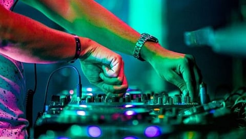 डिजेचा दणदणाट,www.pudhari.news