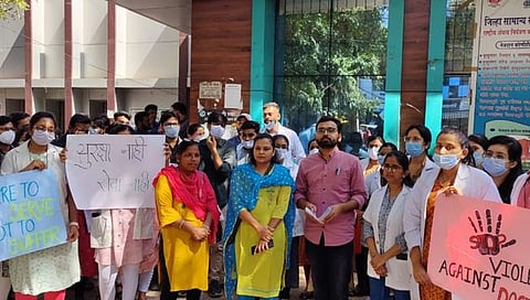 डॉक्टरांचा बेमुदत संप