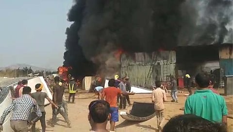 कारखान्याला भीषण आग