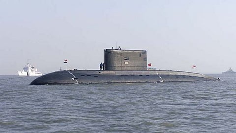 Indian Navy : भारताचे मोठे पाऊल, दक्षिण चीन समुद्रात भारतीय पाणबुडी तैनात