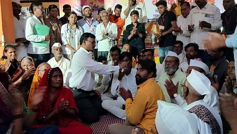 जालना : मुख्यमंत्र्यांच्या आश्वासनानंतर वडीकाळ्या येथील उपोषण मागे
