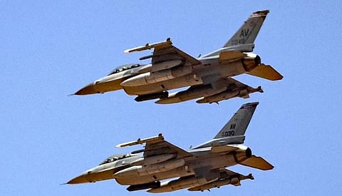 US jets intercept Russian aircraft | तणाव वाढण्याची चिन्हे?; अमेरिकेच्या लढाऊ विमानांनी रशियन बॉम्बर विमानांना रोखले