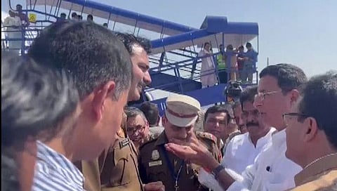 पवन खेडा यांना दिल्ली विमानतळावर ताब्यात घेण्याचा प्रयत्न; काँग्रेसचा आरोप