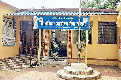 वाल्हे : जागेअभावी वाल्हेतील आरोग्य केंद्र कागदावरच!