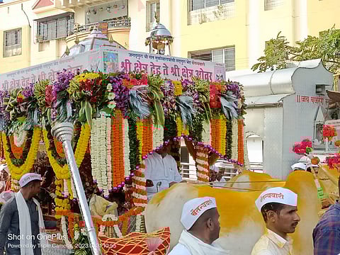 पुणे : ओतुरला सद्गुरु भेट पायी दिंडी सोहळ्याचे दिमाखदार स्वागत