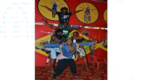 एशियाड सर्कस www.pudhari.news