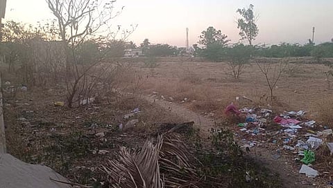 कृषी प्रक्षेत्र बनले भकास