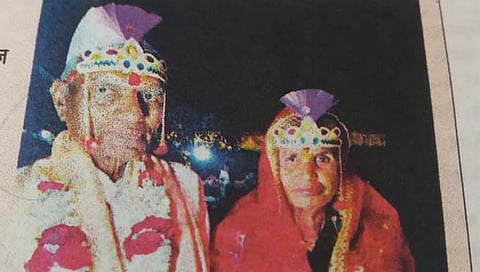 कोल्हापूर: सत्तरीत बांधली रेशीमगाठ ! घोसरवाड जानकी वृद्धाश्रमात अनोखा विवाह सोहळा