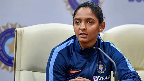 Harmanpreet Kaur : ‘स्ट्राइक रोटेट’वरून हरमनप्रीत कौर चिंतेत, म्हणाली…