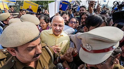 मनीष सिसोदिया यांना आणखी एक झटका, सर्वोच्च न्यायालयाने याचिका फेटाळली