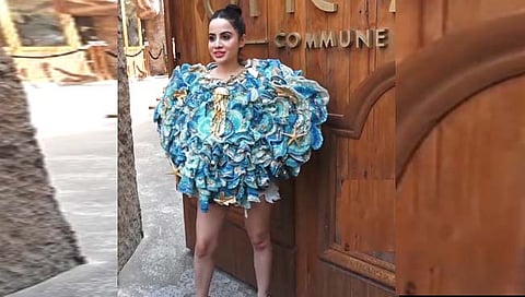 Urfi Javed : उर्फीचा ड्रेस पाहून नेटिझन्सची सटकली; म्हणाला काल हिचे आयब्रो गायब आज…