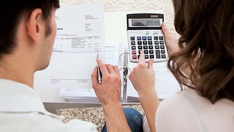 अर्थज्ञान : दोघांच्या नावावर घर? कर आकारणीचे काय?