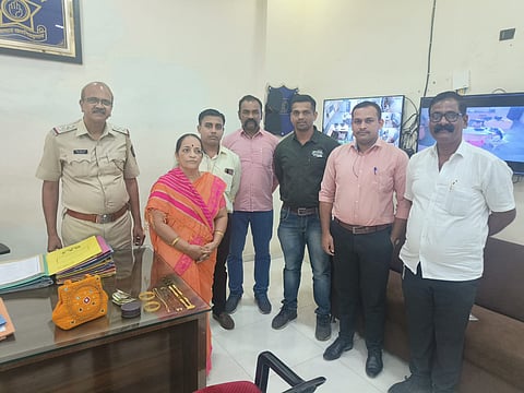 ठाणे : वडाळा पोलिसांमुळे साडेतीन लाखांचे दागिने मिळाले परत