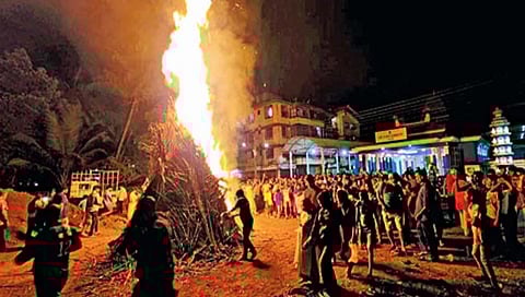 गोवा : पेडणे येथील शिमगोत्सवाला सुरुवात