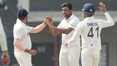 INDvsAUS 4th Test : उस्मान ख्वाजाचे शतक, कॅमरून ग्रीन अर्धशतकाच्या उंबरठ्यावर