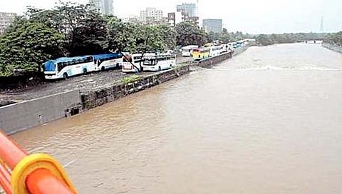 मुंबईतील नदीकिनारे होणार पर्यटन स्थळे !