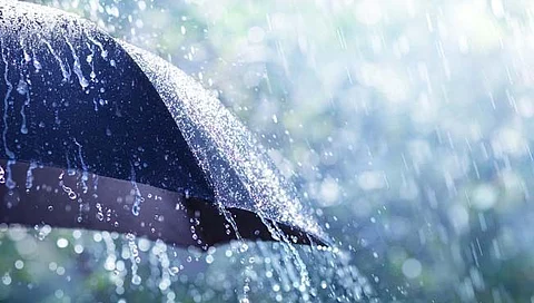 रायगड जिल्ह्यात ‘येलो अलर्ट’ .. जोरदार वाऱ्यासह पावसाची शक्यता