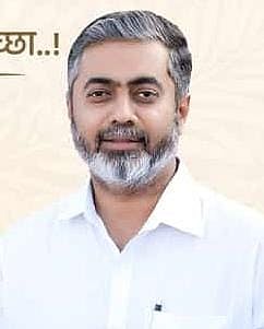 नाशिक : कांद्याला ३०० रुपये अनुदान देणाऱ्या सरकारचे आमदार डॉ. आहेर यांचेतर्फे अभिनंदन