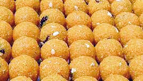 कोल्हापूर : कळंबा कारागृहाला लाडू प्रसादातून लाखोंचा महसूल