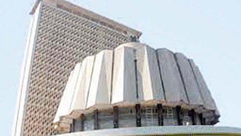 Maharashtra Politics : पालकमंत्र्यांच्या नियुक्त्यांचा तिढा सुटेना!