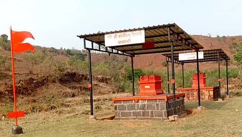 कोल्हापूर : विशाळगडावरील वीर बाजीप्रभूंची समाधी जीर्णोद्धाराच्या प्रतीक्षेत