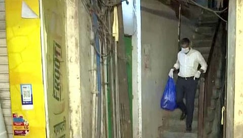 Mumbai Crime | लालबागमध्ये कपाटात प्लॅस्टिक पिशवीत आढळला महिलेचा मृतदेह, हात, पाय कापलेल्या अवस्थेत