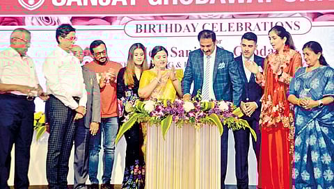 फाईव्ह-जी युगात सर्वांना एकत्र घेऊन पुढे जाऊ : संजय घोडावत