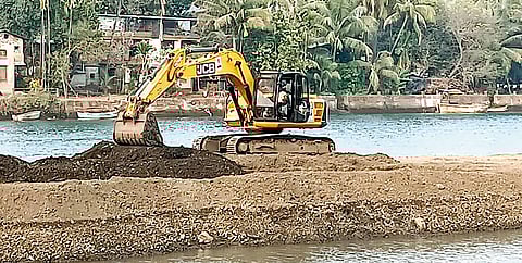 चिपळूण : वाशिष्ठीमधील गाळ उपशाची जलसंपदाकडून पाहणी