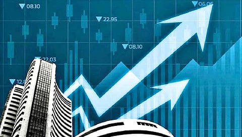 Stock Market Updates | बजेटपूर्वी शेअर बाजार ॲक्शनमध्ये! सेन्सेक्स ६५० अंकांनी वधारला