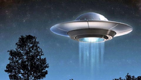 ‘पेंटॅगॉन’ला वाटते, असू शकतात एलियन्स!