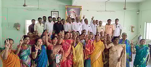 कोल्हापूर : उदगाव सरपंचावर अविश्वास ठराव मंजूर; काँग्रेस, शिवसेना, यड्रावकर गटाला धक्का