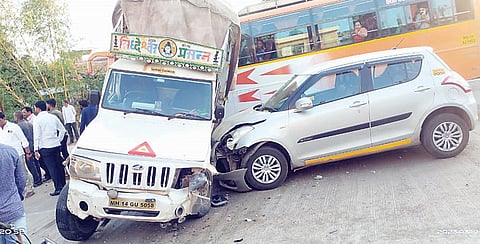 कार्ला : टेम्पोच्या धडकेने दुचाकीस्वार जखमी