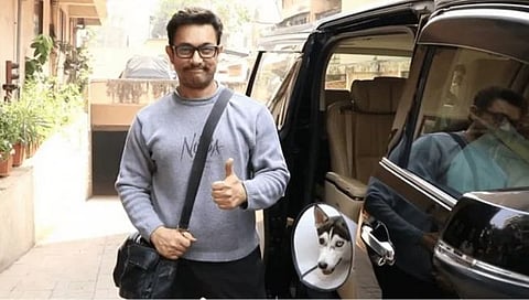 Aamir Khan : आमिर खानचा नवा लूक पाहिलात का? झोया अख्तरच्या ऑफिसबाहेरील फोटो व्हायरल
