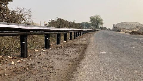 Bamboo Crash Barrier : महामार्गावर बांबूचे क्रॅश बॅरिअर; जगातील पहिला प्रयोग विदर्भात