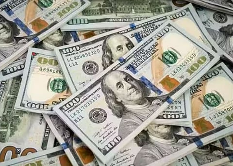 Lottery : बंपर लॉटरीने बदलले तरुणाचे भाग्य; जगातील टॉप श्रीमंतांच्या यादीत होतेय गणना…