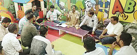 सावेडी : बाजारपेठेतील समस्या सोडवू; पोलिस निरीक्षक चंद्रशेखर यादव यांचे आश्वासन