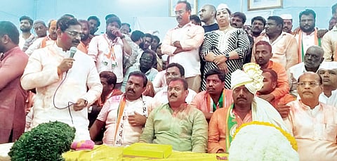 पुणे : पैसा हरला, जनता जिंकली… काँग्रेस भवनातील सभेत सर्वपक्षीय नेत्यांचा सूर