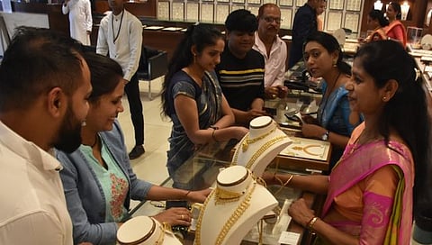 सोन्याला झळाळी,www.pudhari.news