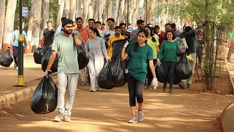 महिला दिन विशेष : शहराचे पर्यावरण टिकविण्यासाठी “प्लॉगर्सची महिला शक्ती’