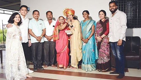 Nashik : मनी नात डेप्युटी कलेक्टर व्हयनी…!, देवळ्याच्या दोन भूमिकन्या उपजिल्हाधिकारी