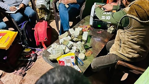 Jammu and Kashmir : पुंछमध्ये २ कोटींच्या रोकडसह अमली पदार्थ जप्त