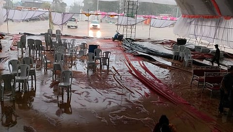 भंडारा जिल्ह्यात अवकाळीने दाणादाण; कृषी महोत्सवाचा बोजवारा