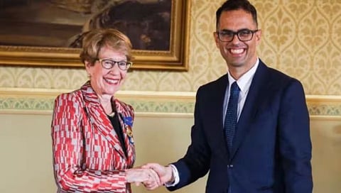 Daniel Mookhey : ऑस्ट्रेलियाच्या खजिन्याची चावी भारतीयाच्या हातात; डॅनियल मुखे यांनी घेतली गीतेची शपथ