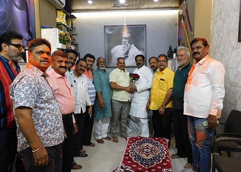 पुणे : धंगेकरांच्या विजयाचा मध्यवस्तीत जल्लोष आणि गुलालाची उधळण